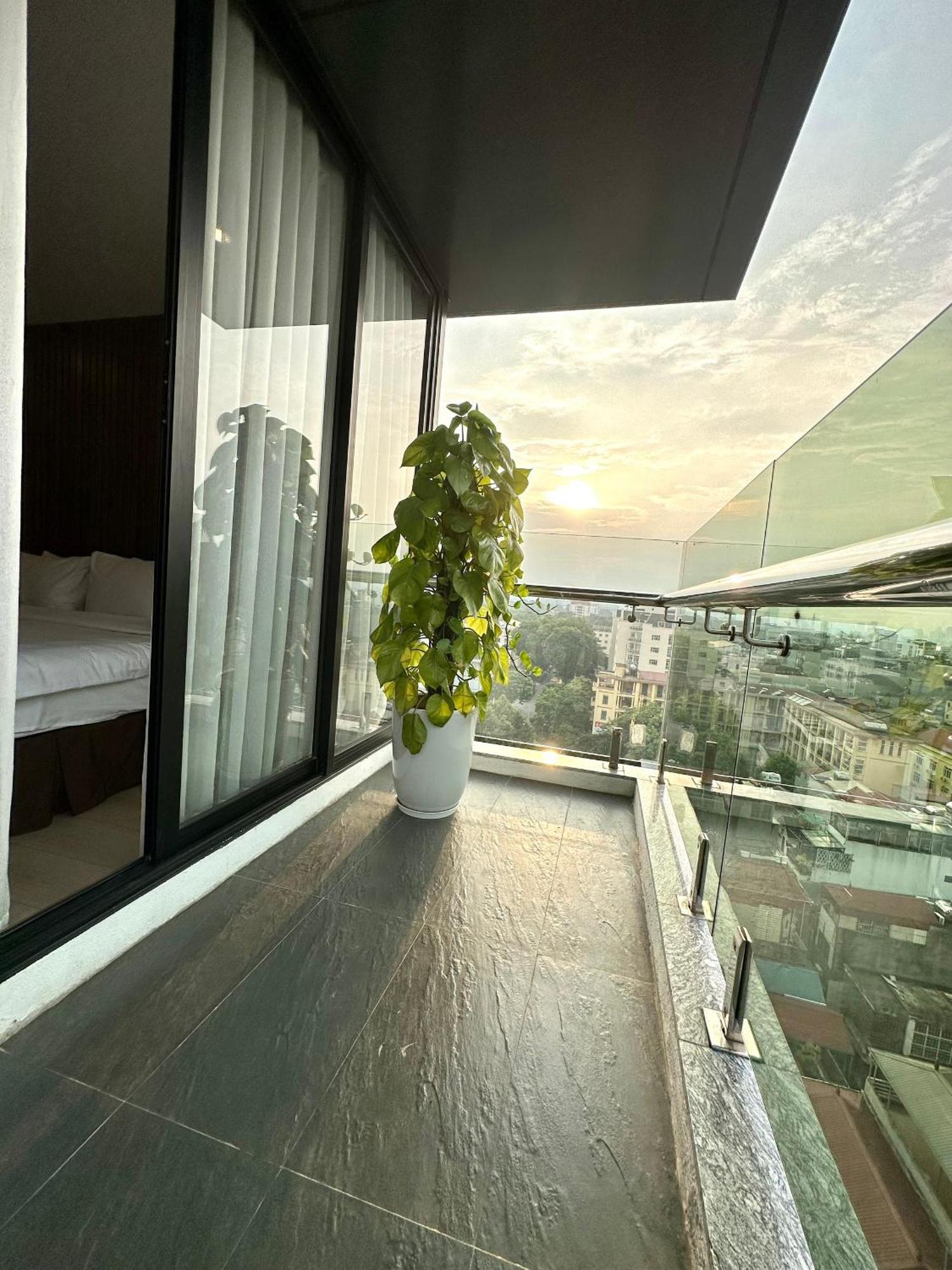 HNC Premier Hotel&Residences Hanoï Extérieur photo